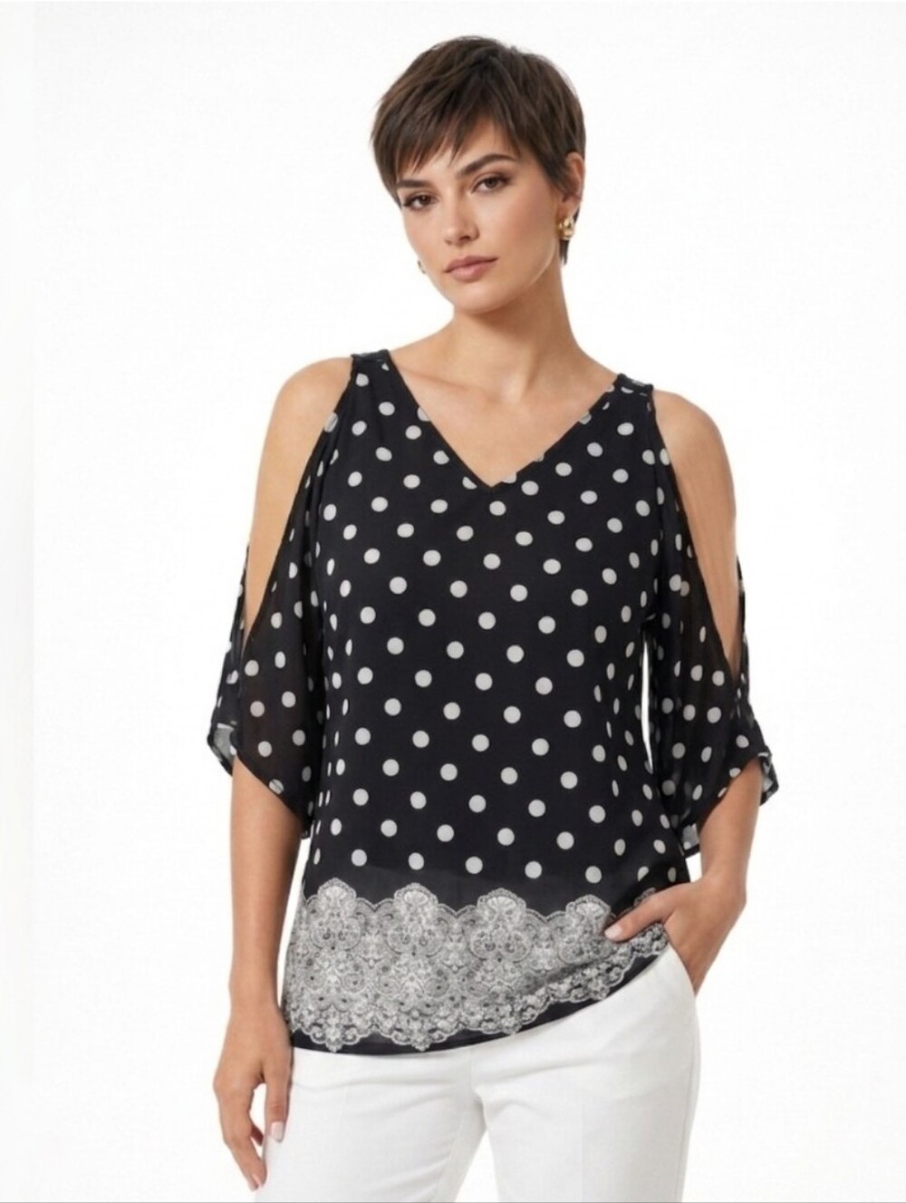 Wearabouts Dot Graphics V-Neck Top Open Sleeve Black White Large